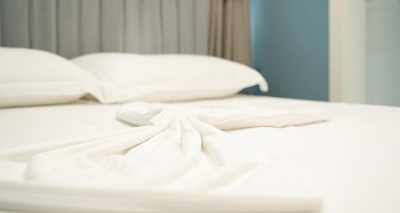 Hotel Luris Голем Экстерьер фото