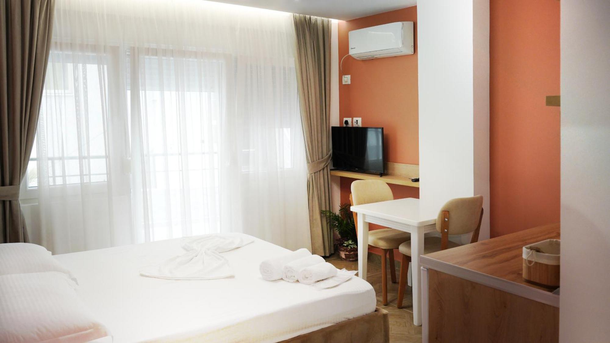 Hotel Luris Голем Экстерьер фото