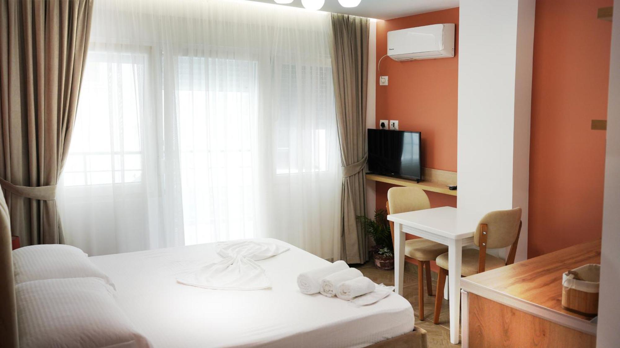Hotel Luris Голем Экстерьер фото