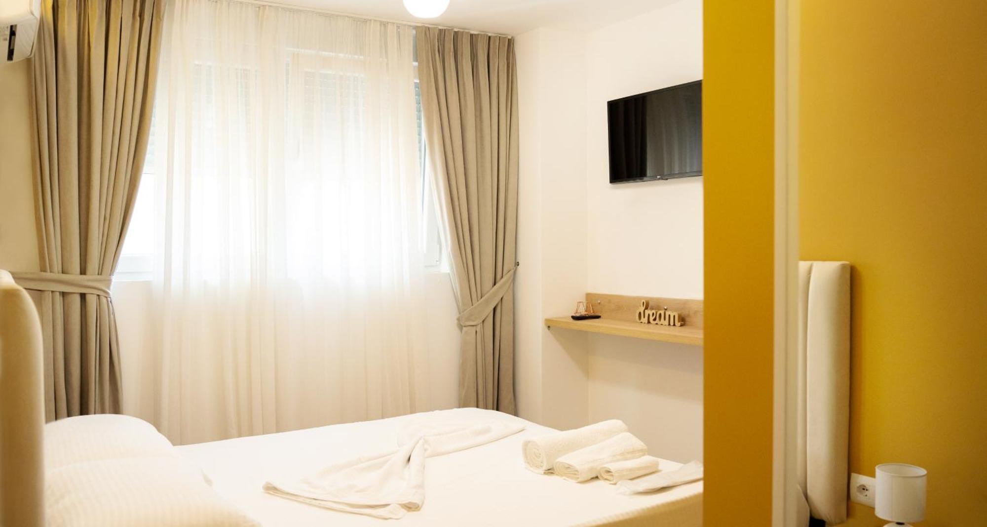 Hotel Luris Голем Экстерьер фото